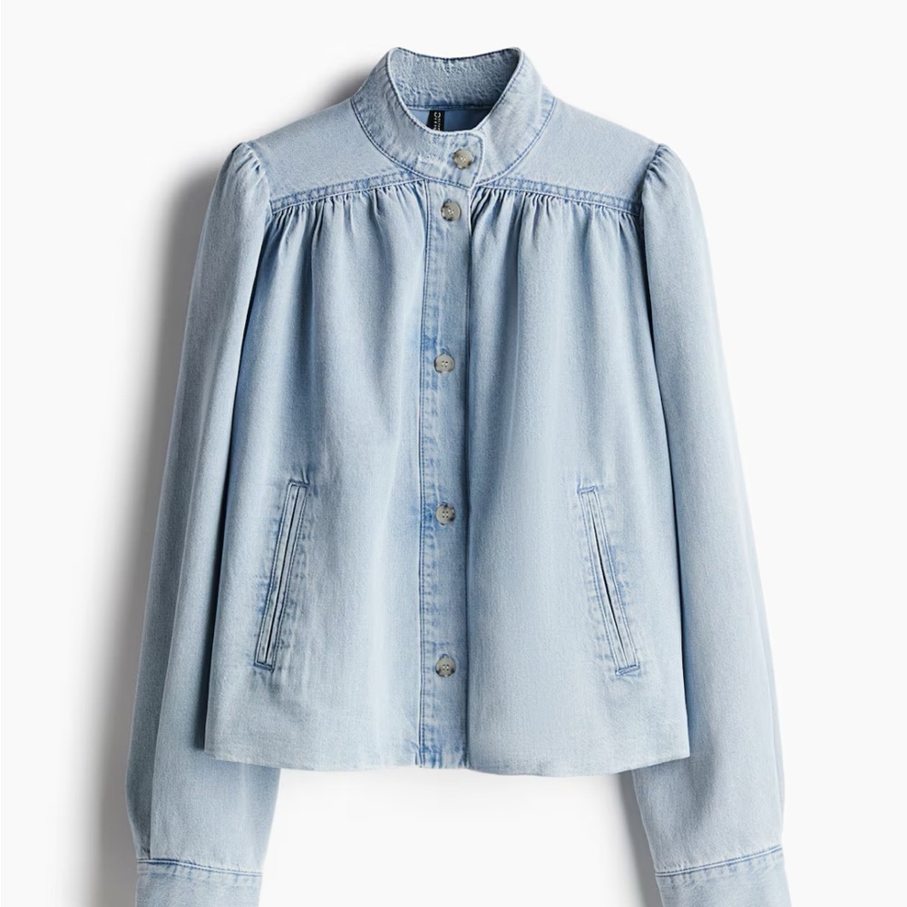 H&M Women's oversized  Light Blue Jean puff sleeve Shacket